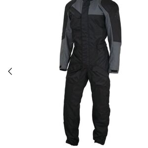 Men's Black and Gray Ski Suit